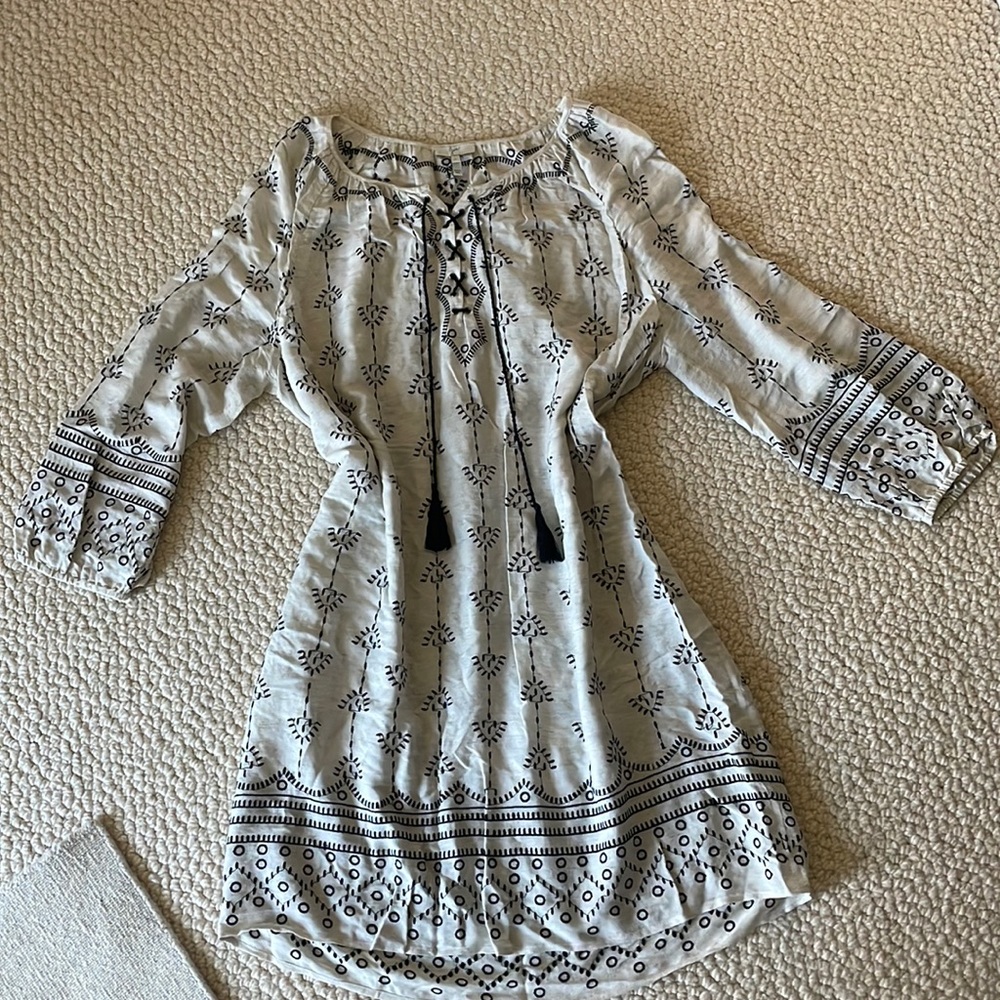 Black and cream peasant style dress.  3/4 length sleeves